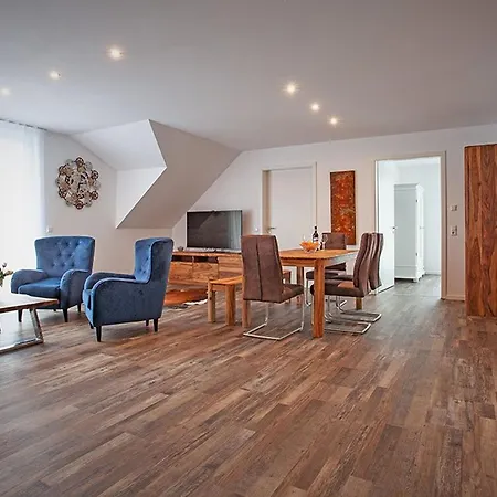 Am Roesslewald ברייטנאו